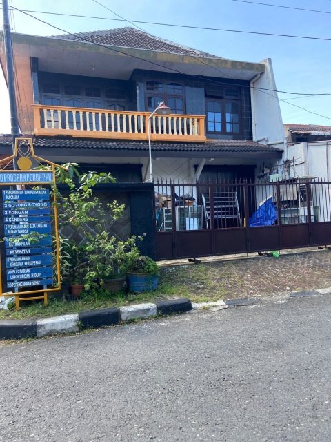 Sewa Ruko Lok. Banyumanik, Semarang 1