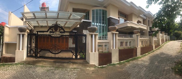 Dijual Rumah Mewah Lokasi Candi Prambanan Semarang