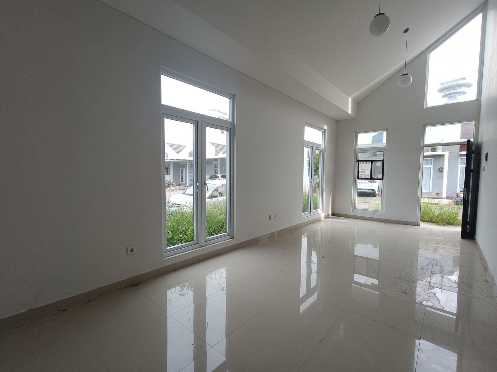 Rumah Tengah Kota 10 menit dari Simpang Lima